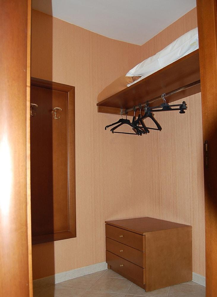 Hotel Ristorante Donato Calvizzano Dış mekan fotoğraf