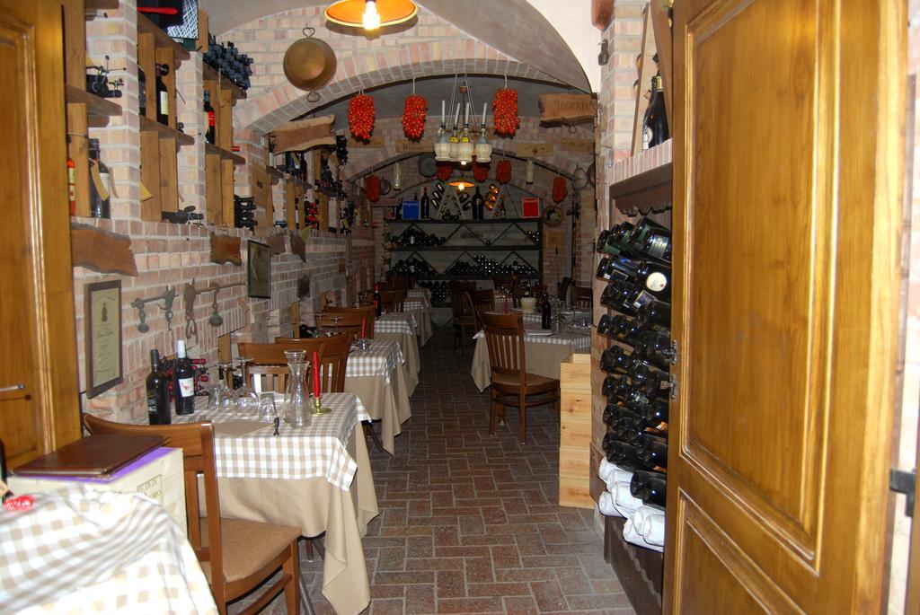 Hotel Ristorante Donato Calvizzano Dış mekan fotoğraf