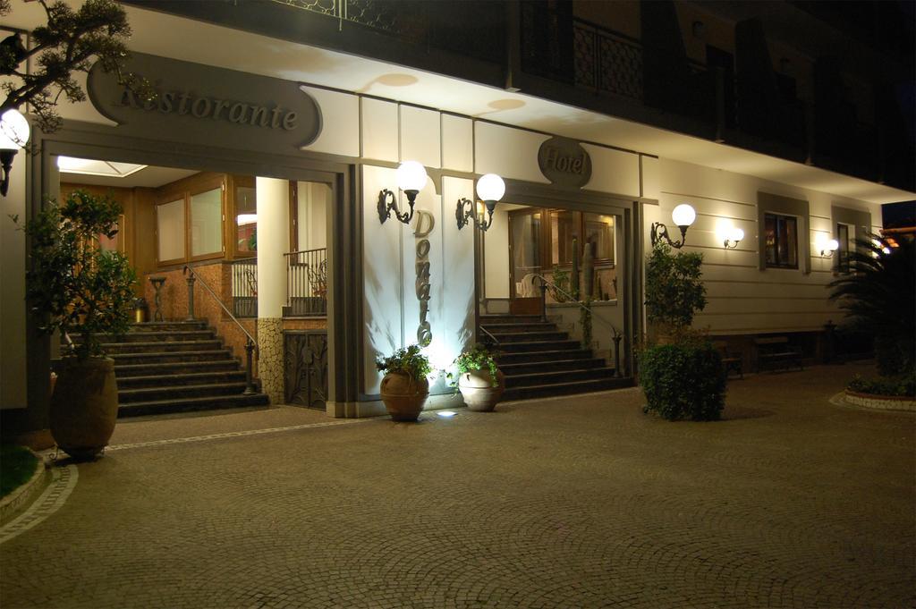 Hotel Ristorante Donato Calvizzano Dış mekan fotoğraf