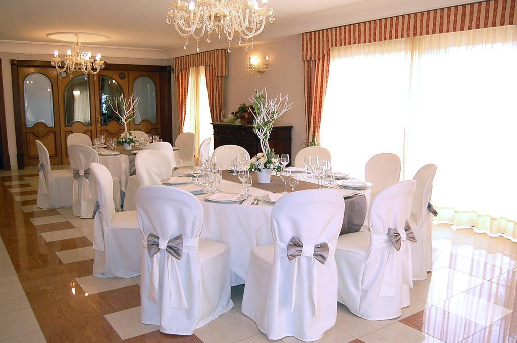 Hotel Ristorante Donato Calvizzano Dış mekan fotoğraf