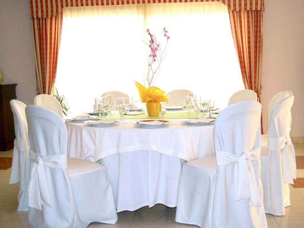 Hotel Ristorante Donato Calvizzano Dış mekan fotoğraf