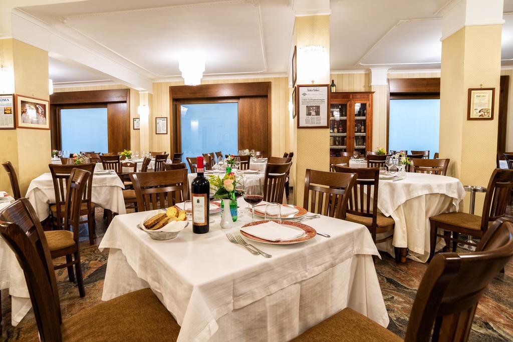 Hotel Ristorante Donato Calvizzano Dış mekan fotoğraf